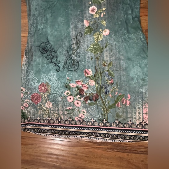 NWT ETCYY Floral Patterned Dress - Picture 4 of 10